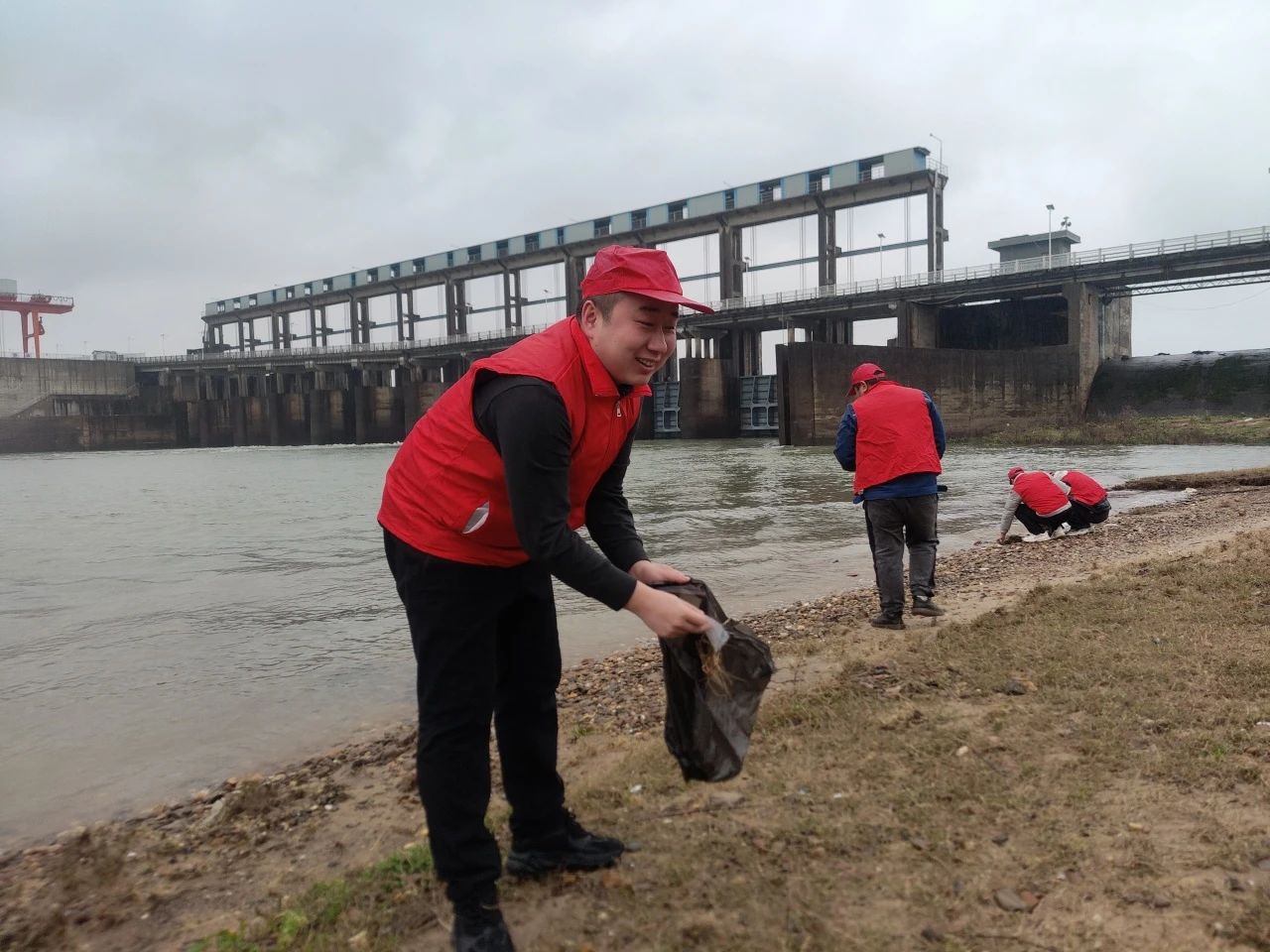 071709793549435733.jpg 071709793549435733.jpg