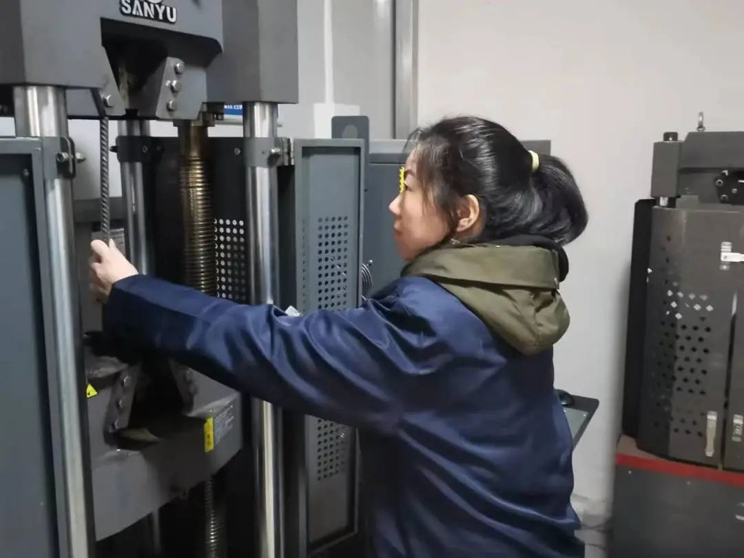 071709799044115061.jpg 071709799044115061.jpg